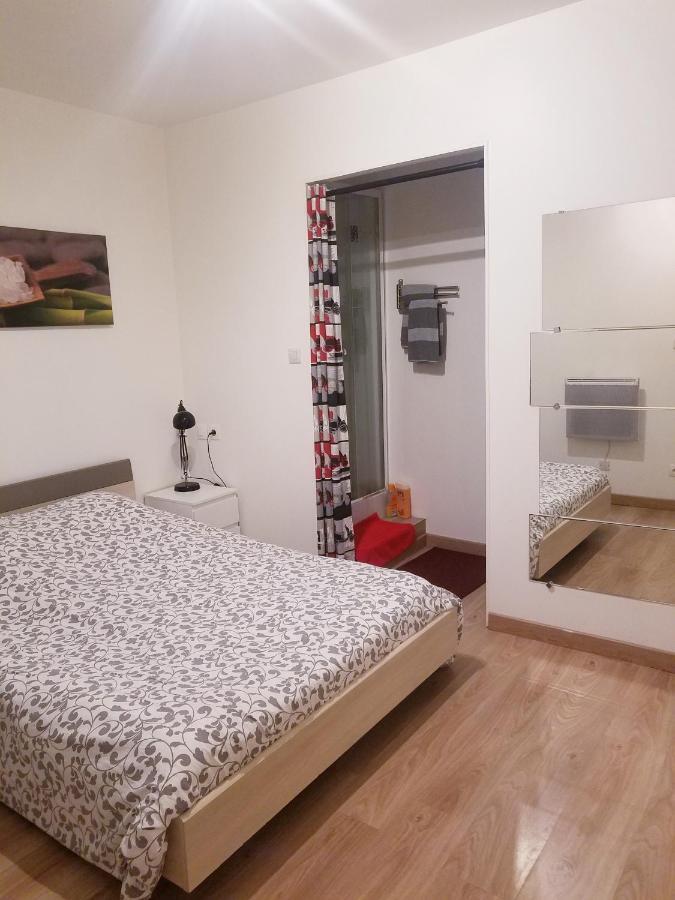Ferienwohnung Copropriete Les Iris Saint-Etienne  Exterior foto